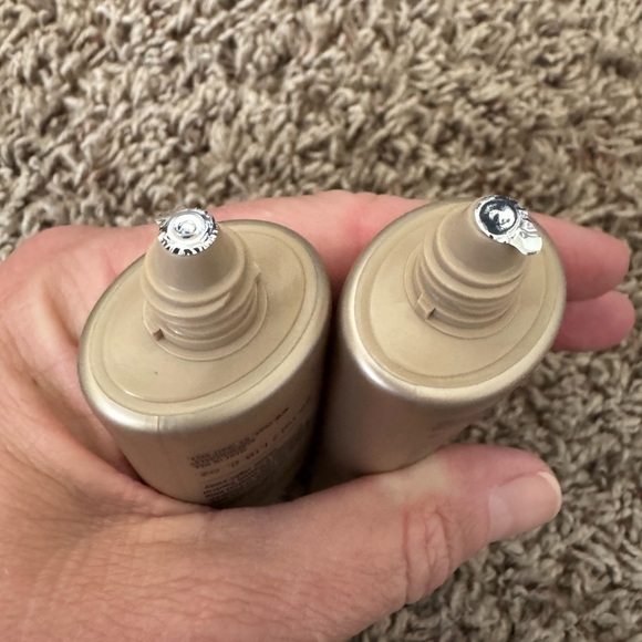 bareMinerals Complexion Rescue Tinted Hydrating Gel Cream Vanilla - Picture 4 of 4